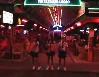 Pattaya poupées vivantes vidéos de filles toutes nues