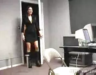 Avec soin de jeunes petite salope en chaleur