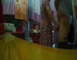 Dans le salon des stores tante clignotant (2) porno que francais