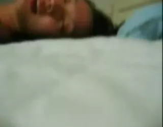 Excitée la jeune fille chinoise 5 minutes salope pute