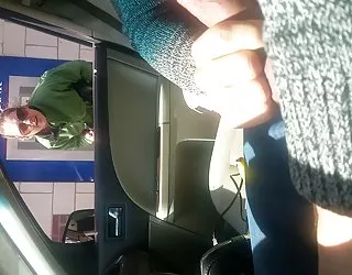 A demandé la main. jeune femme nu gratuit