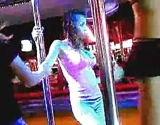 Ma fête des transsexuels thaïlandais 2 fille chaude porn