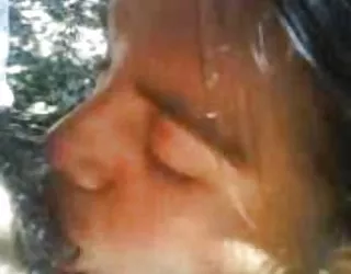 Soufflage et de la déglutition mexicaine femme hot porn