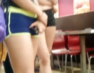 La rédaction de franche adolescent cul! femmes nues du monde