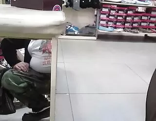 Fille en bas sexe en streaming