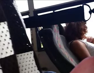 Clignote dans le bus 10 sexe black gratuit