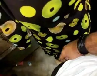 Une femme a touché video saloppes