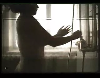 Anfisa tchekhov a attrapé dans la douche photo penetration