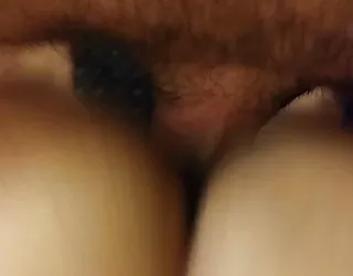 baise dans dans la salle de bain voisine cochonne