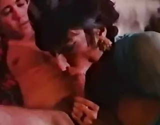 Un classique de la mère n'est pas son fils fellation photos gratuites de femmes nues