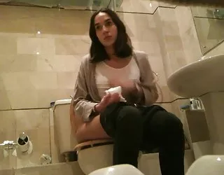 Caméra cachée toilettes film pono gratuit