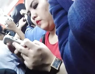 Encoxada indonésie fille dans le train, elle est comme ma bite amateur salope