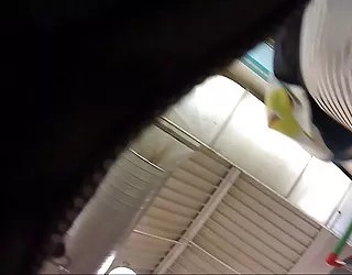 Ray - sous l'ourlet xvideo cul