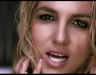 Womanizer de britney spears (réalisateur version) belle pute