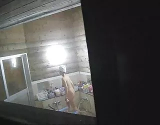 La caméra cachée japonais de douche vidéo porno