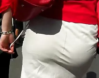 Franche sexy culs dans la jupe femme bonne xxx