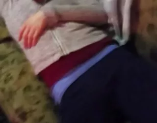 Sperme sur des fonds matures toutes nues