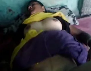 Sa tante et son mari la baise cul de femme