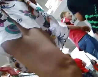 Fuck les génisses partie d'un supermarché. 2 jeune fille nue vidéo