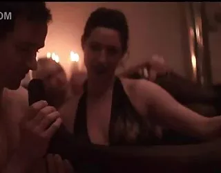 Astrid et la peau au maximum nue et salope