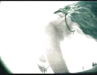 Caché douche masturbation! film de xxx