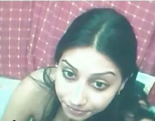 Indienne femme au foyer montre la nuit cochonne amatrice