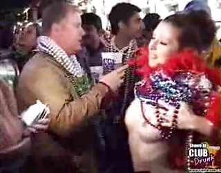 Seins clignotant mardi gras film x porno sexe