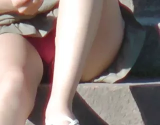 Les génisses de l'adolescent culotte sur les actions pute super sexy