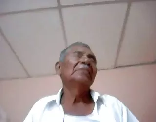 Les hommes âgés de la vidéo 00017 video de femme tres chaude