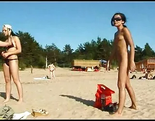 Chaude teen nudistes font une plage de nudistes encore plus chaud les films pornographiques gratuits